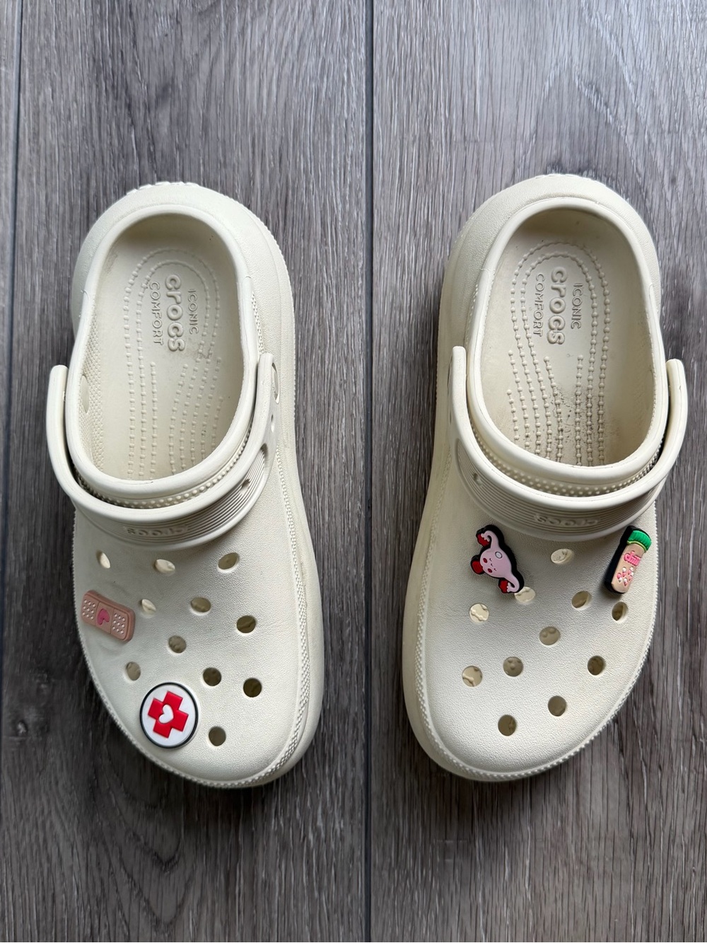 CROCS Platform Clogs in Cream with Decorative Charms - Picture 2 of 7